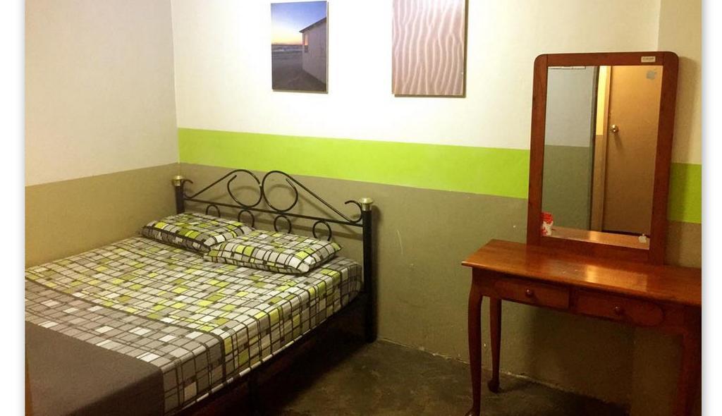 The Original Backpackers Travellers Inn Kuala Lumpur Quarto foto